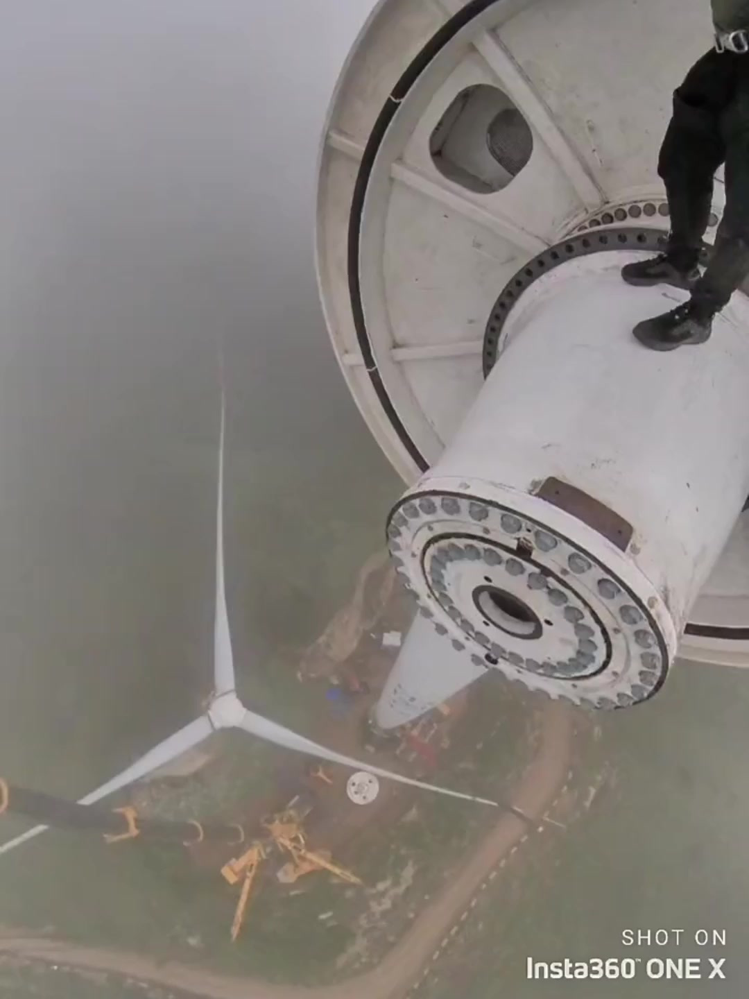 高空上维修风力发电机