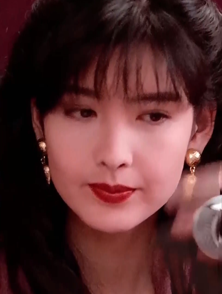 周慧敏,月貌花容的慧敏太甜了吧,你喜欢这种风格的美女么