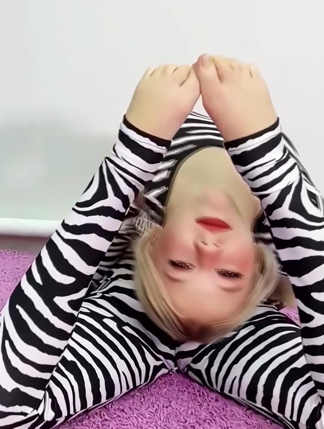 柔术软功 专业动作请在指导下进行 高难度动作请勿模仿