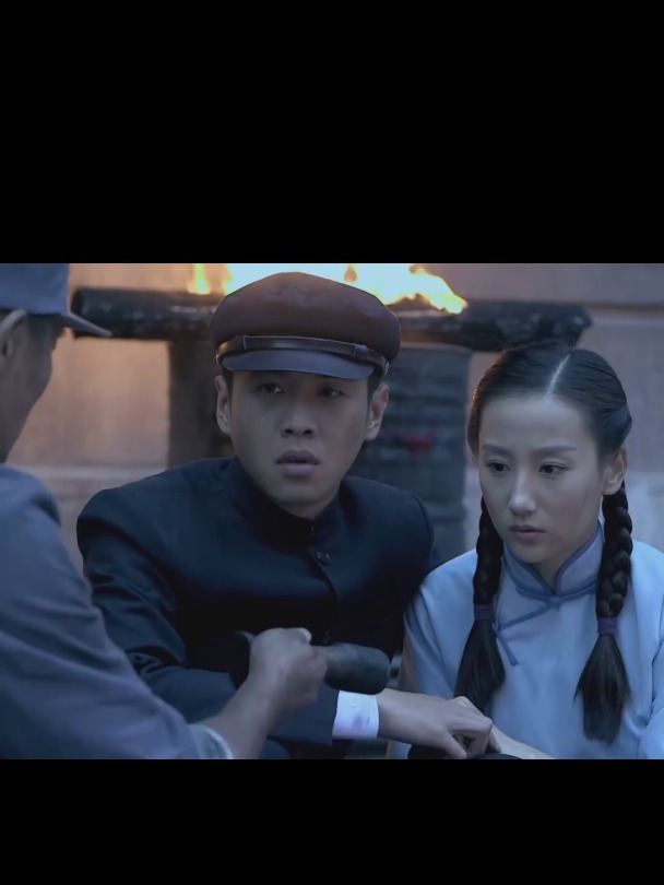 雪豹坚强岁月子弹全部打光男子带人慷慨赴死