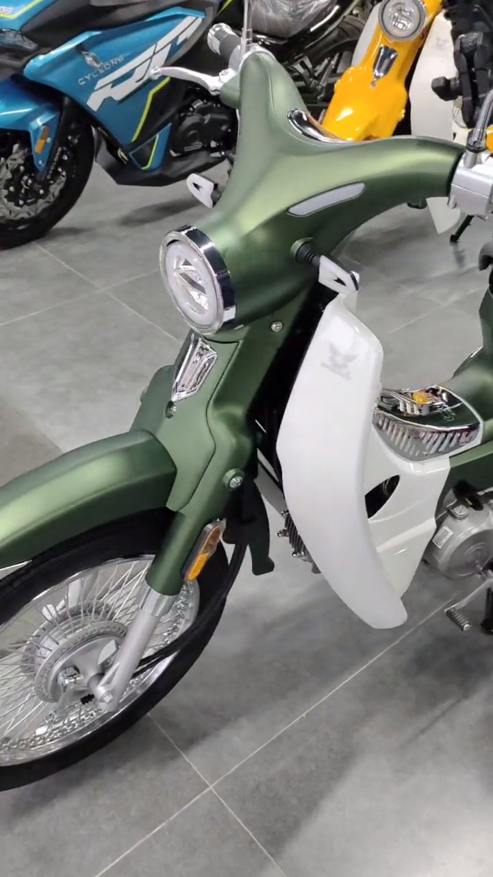 宗申雅米继续走起……这个颜色您喜欢么-度小视