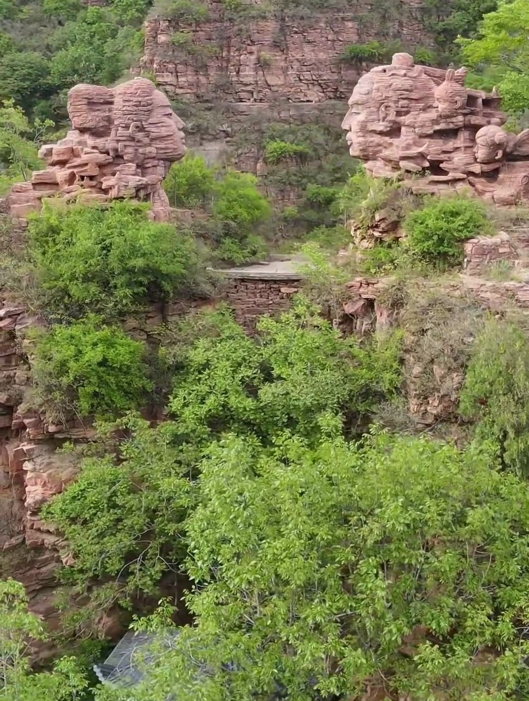 邢台天河山爱情山图片