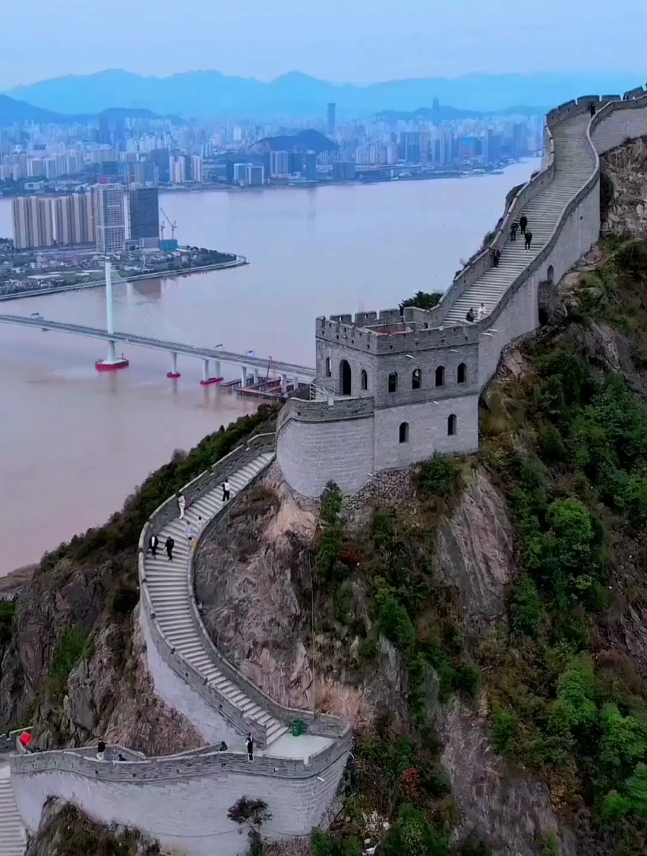 温州东蒙山小长城,你还会去挑战吗?(访访拍)