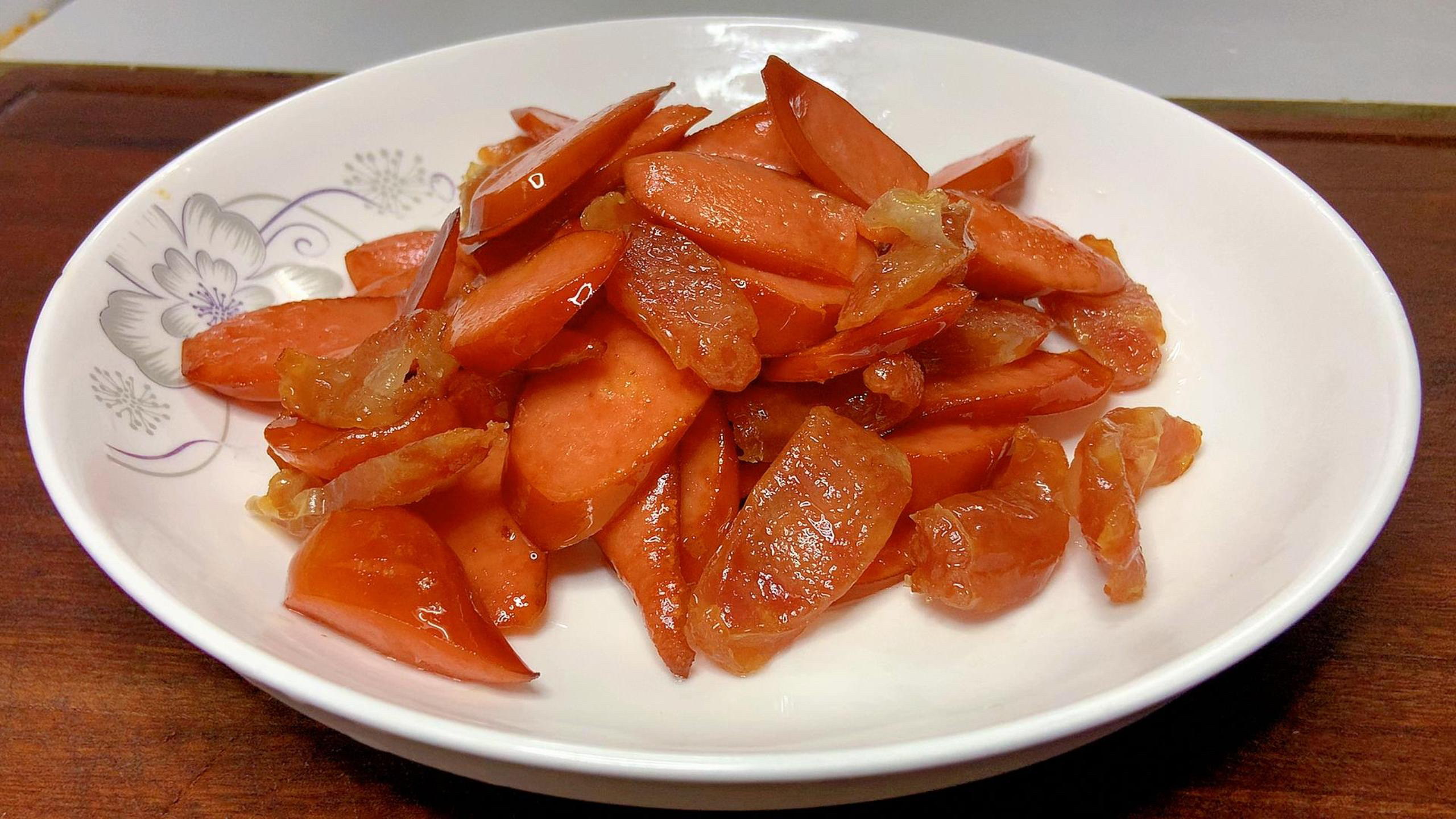 教你“香煎双肠”家常做法,简单快捷又方便,好吃的配粥小菜