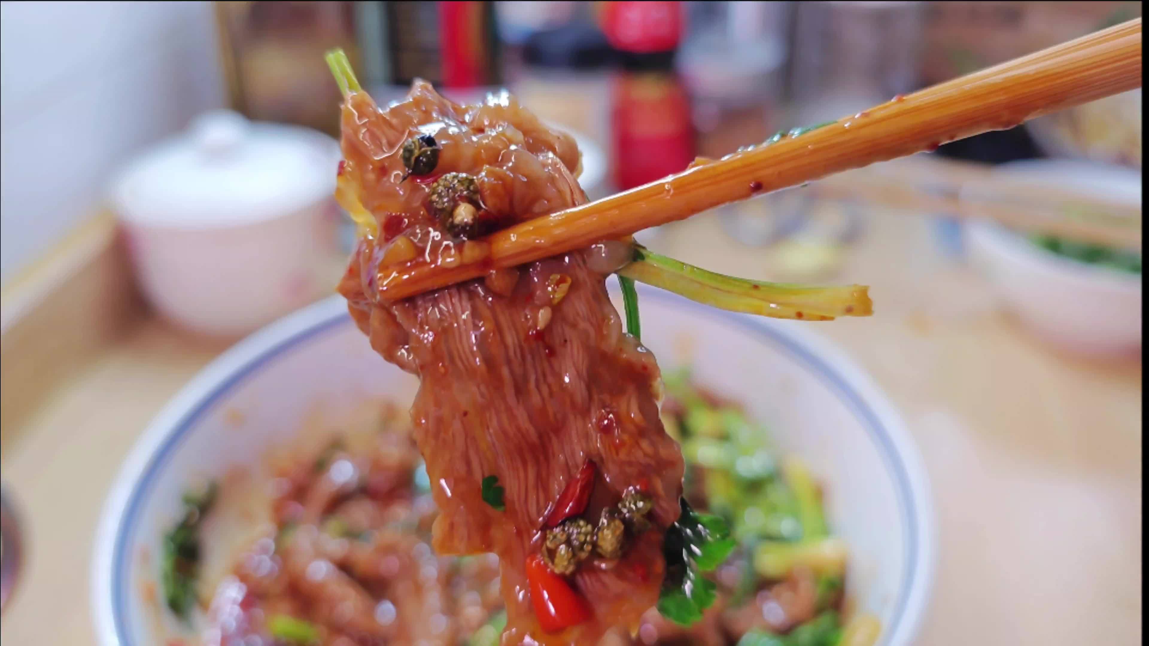 天冷必吃，最牛滑肉汤，麻嘴嫩滑不混汤