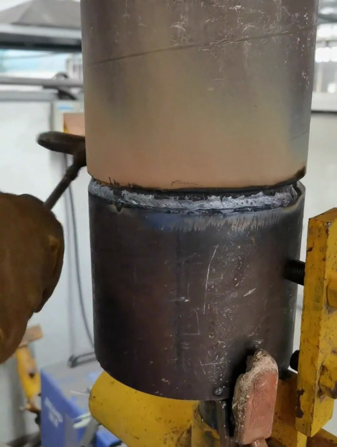 管道横口电焊填充盖面多层多道焊盖面