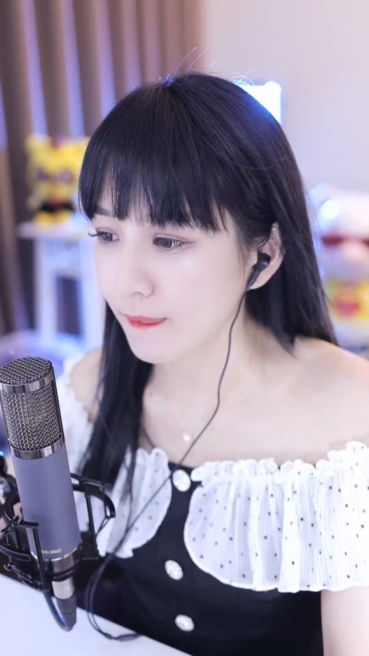 文儿演唱歌曲我要找到你