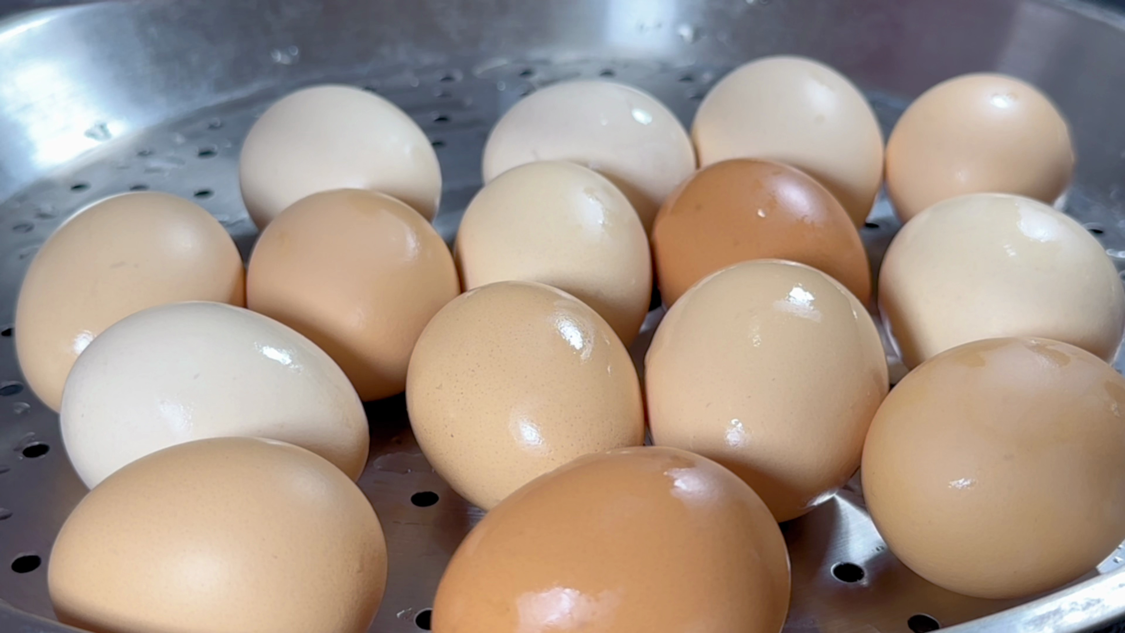 把鸡蛋放锅里蒸一蒸,出锅就是神仙美食,我家买了3套房子,真香