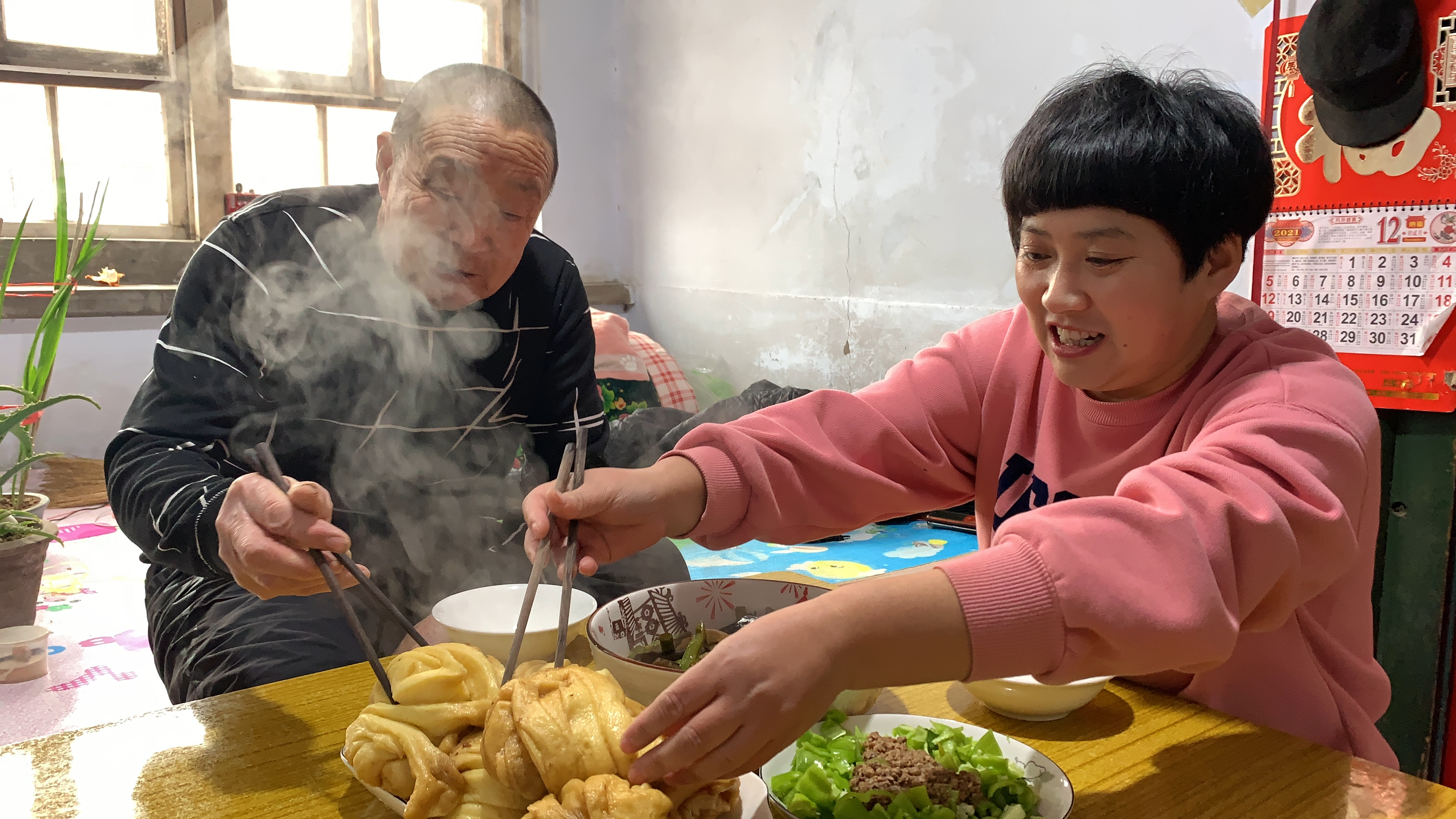 [图]看我做什么好吃的，饭菜一锅出，简单省事儿，家人都喜欢