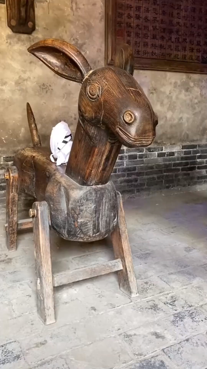 古代十大酷刑之骑木驴,专门惩治谋害亲夫不守妇道的女子,太吓人