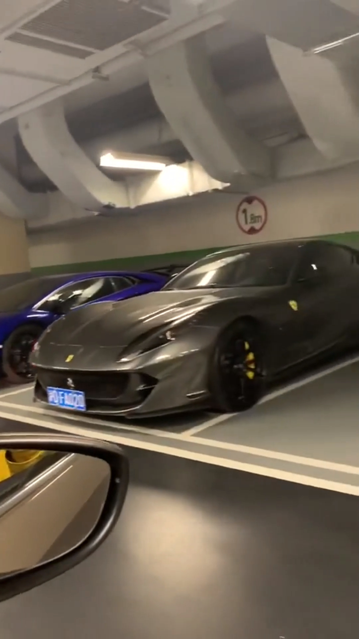 汤臣一品的地下车库堪比大型车展和他们做邻居真有压力