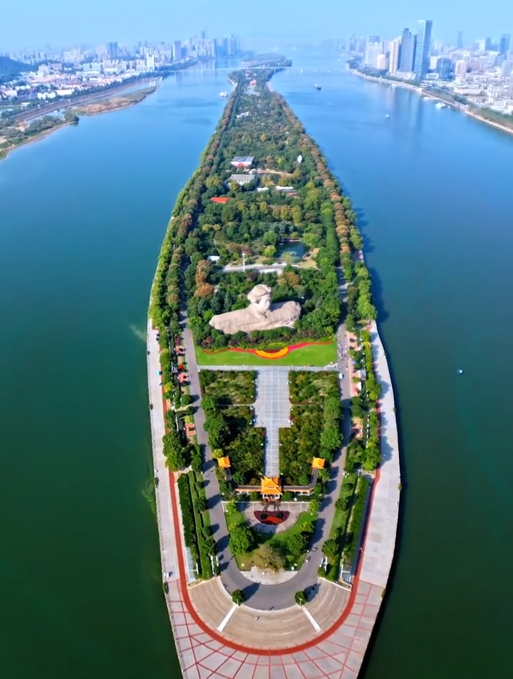 湘江上的"超级航母",航拍橘子洲头