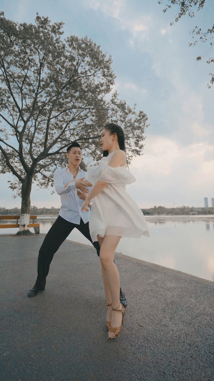 浪漫拉丁舞双人舞祝有情人终成眷属520限定舞蹈