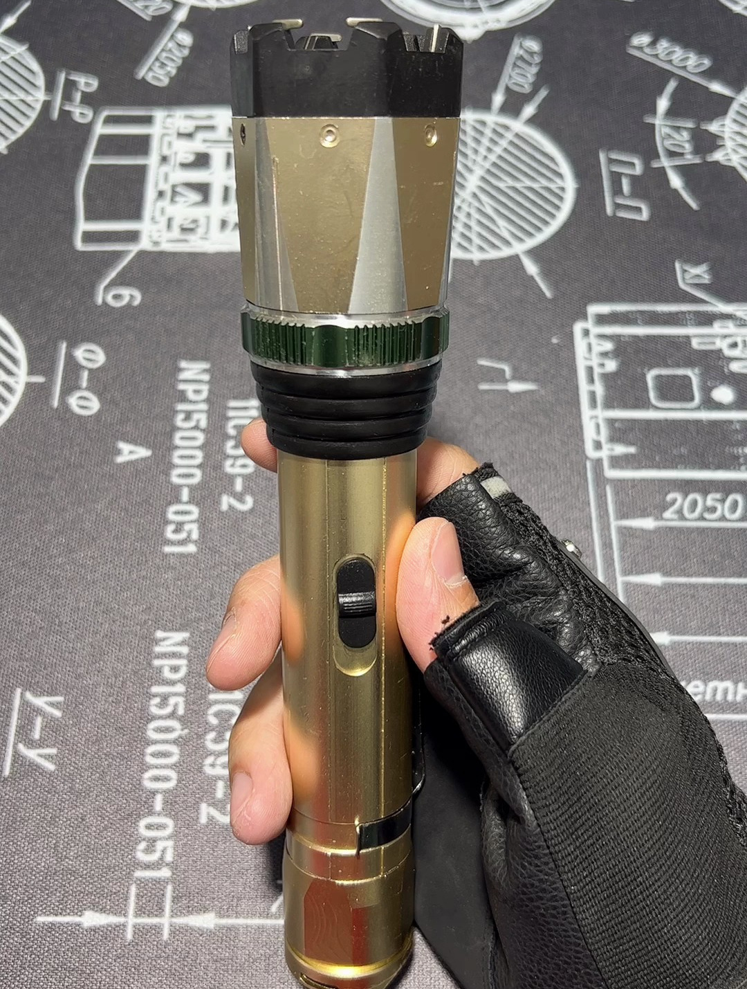 高压电击器,个人防身用品,看家护院