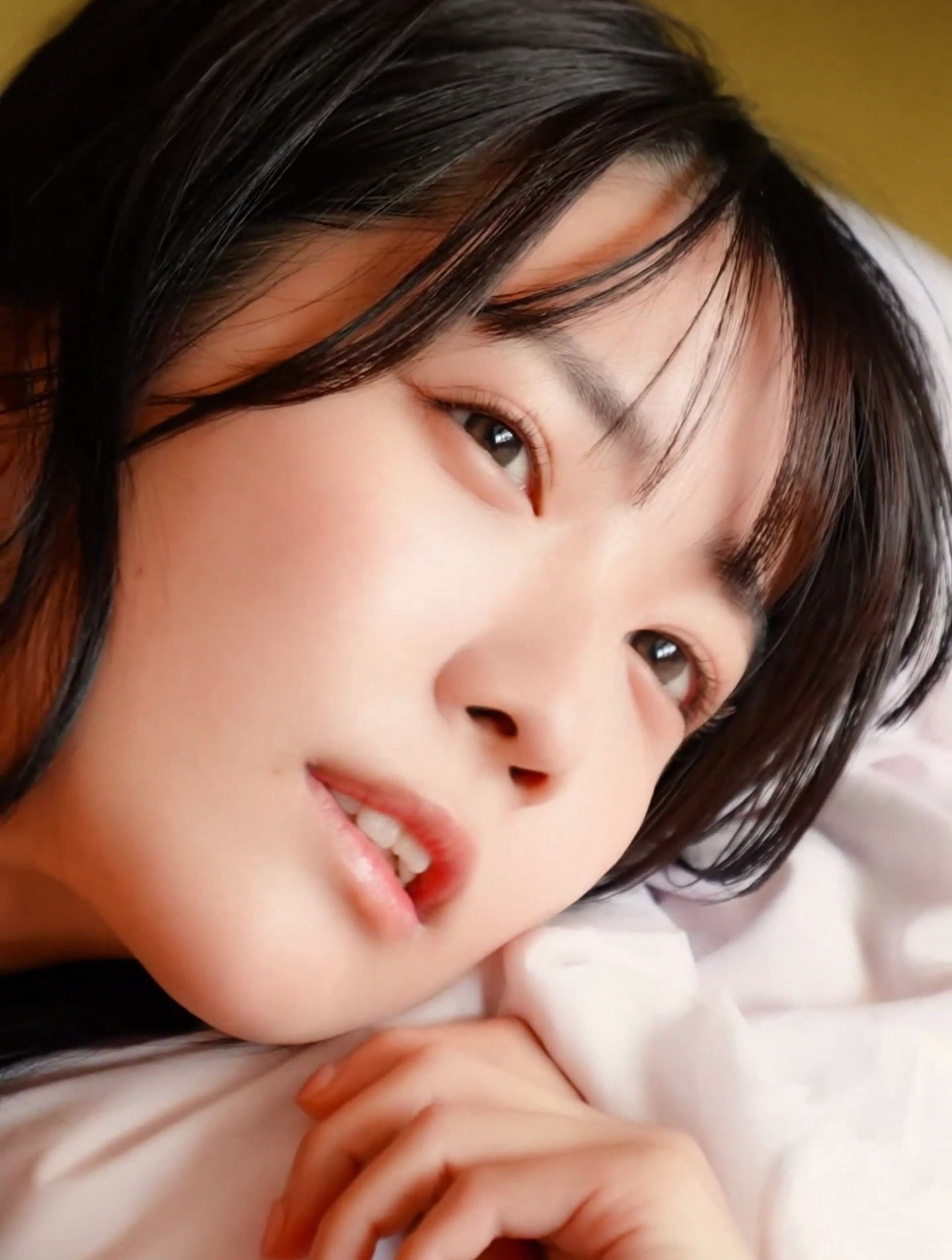 日本新生代19岁女演员写真