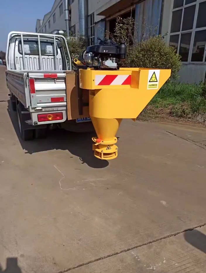 融雪剂撒布机 小型车载挂式工业盐抛洒机 道路除雪剂洒布车-度小视