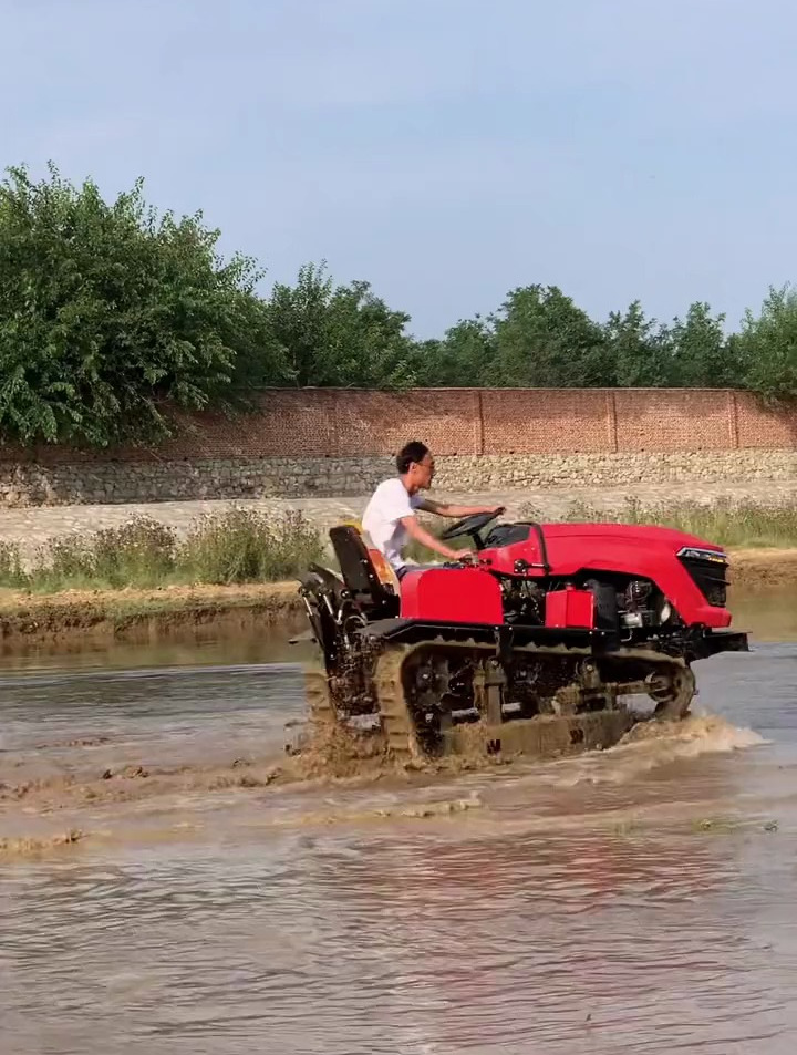 水旱两用旋耕机 乘坐式旋耕机 50马力水旱两用