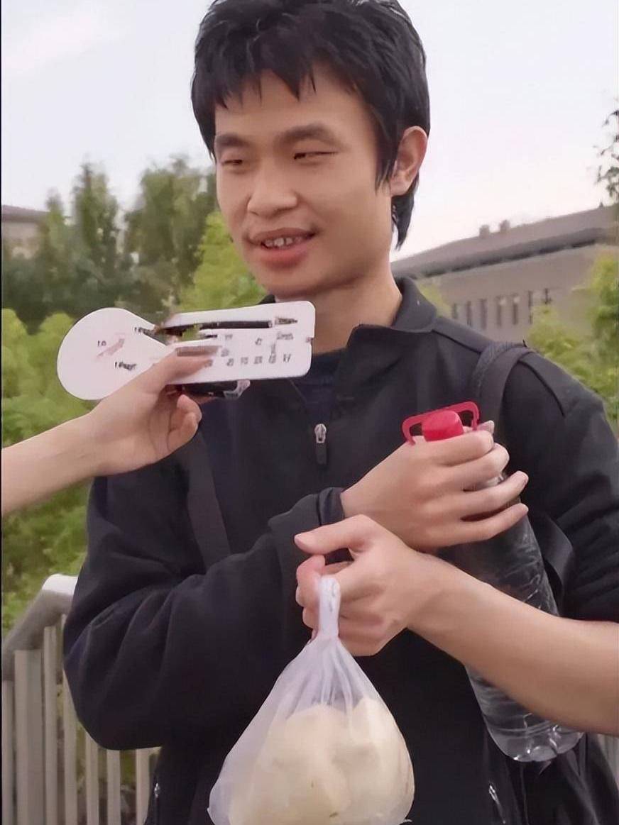 小神童12岁考入清华,郭麒麟被惊掉了下巴!