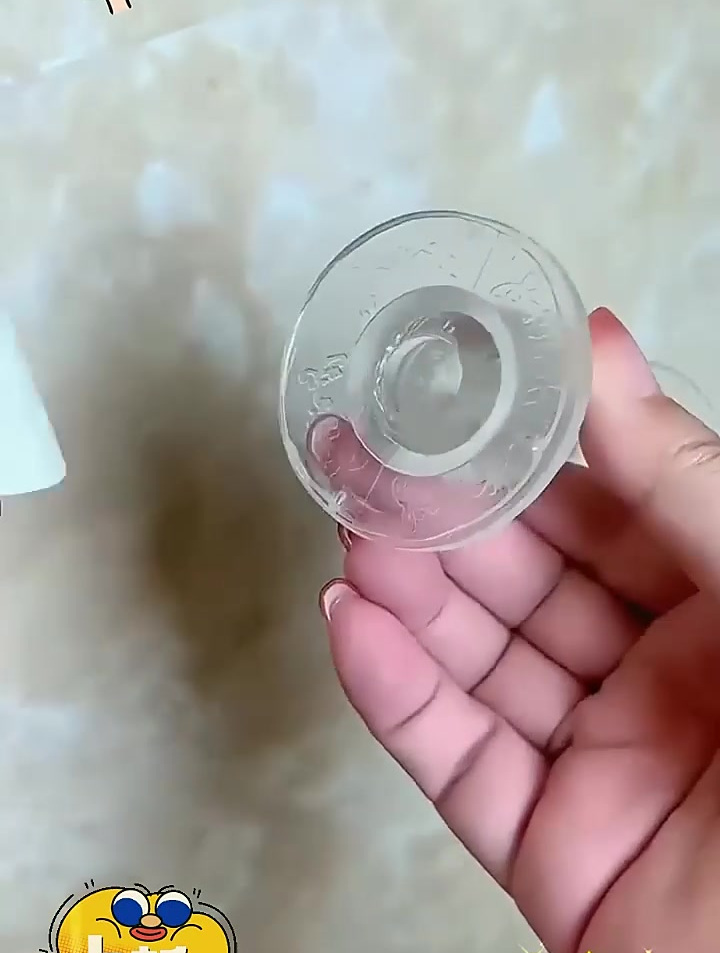 免打孔硅胶门吸,关门的时候不仅没有声音还能防撞,非常不错