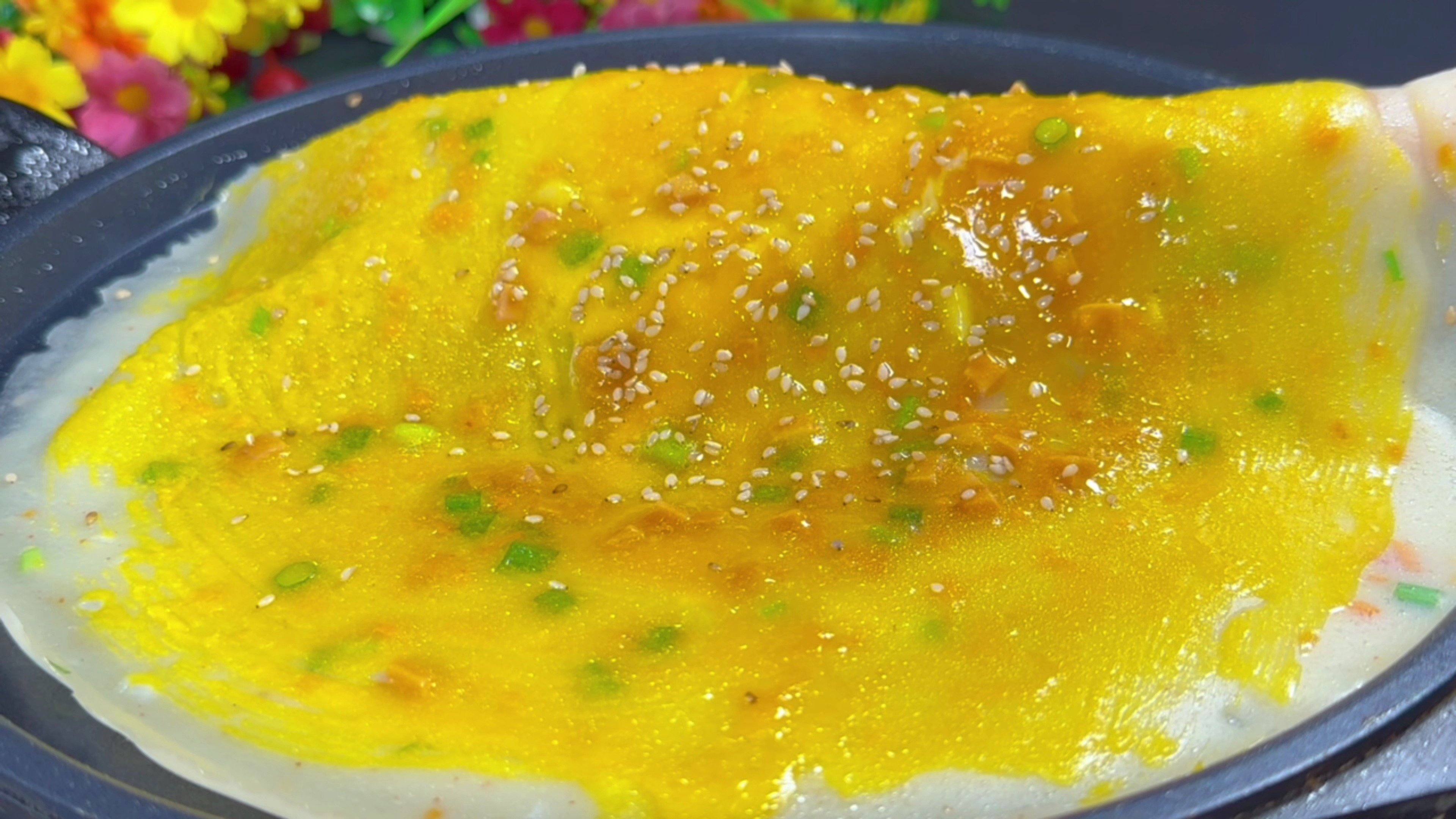 三伏天没有胃口,教你做好吃的鸡蛋饼,柔软鲜香营养高,太好吃了