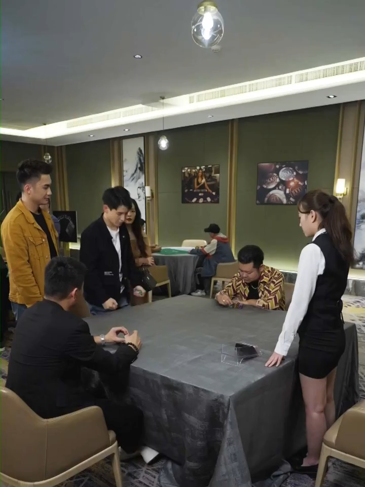 都市之最强狂兵 77