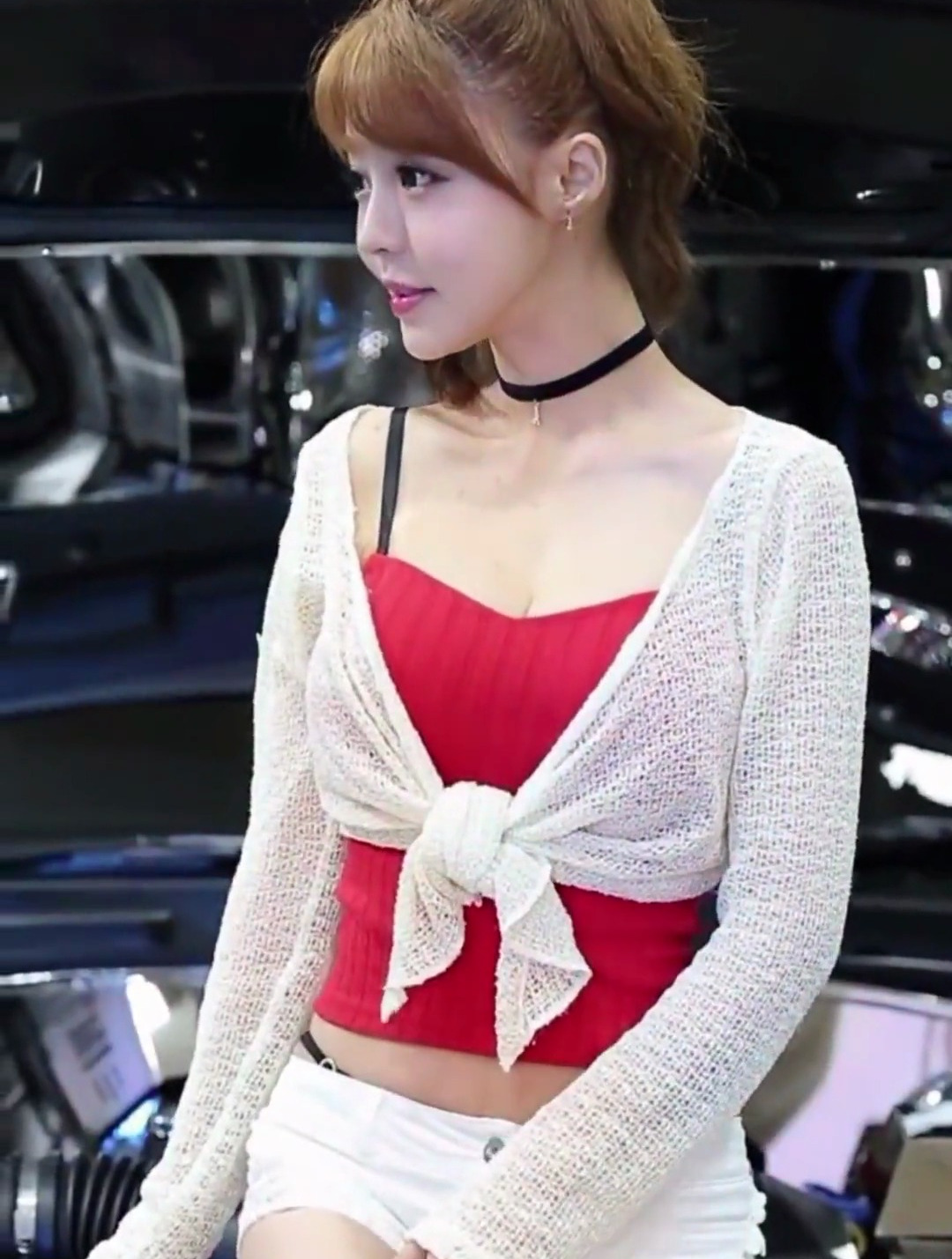 高颜值美女车模小姐姐,身材火辣妩媚动人,你心动了吗-度小视