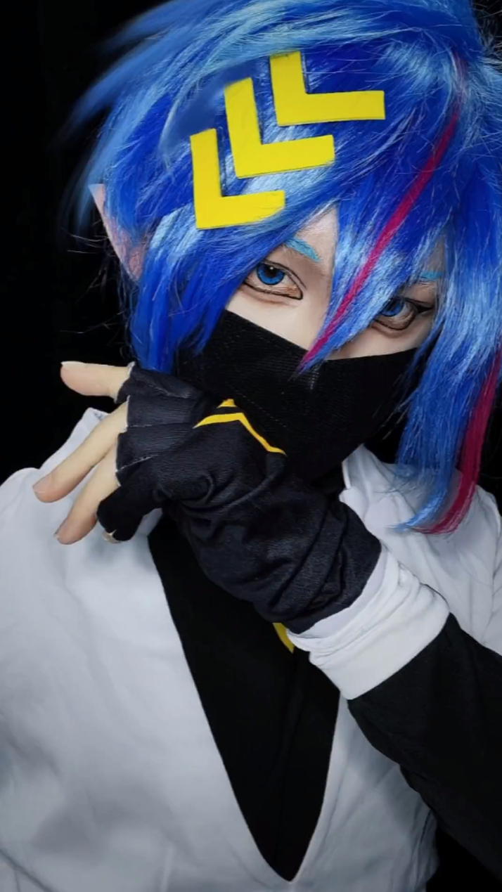 神近耀cos化妆教程