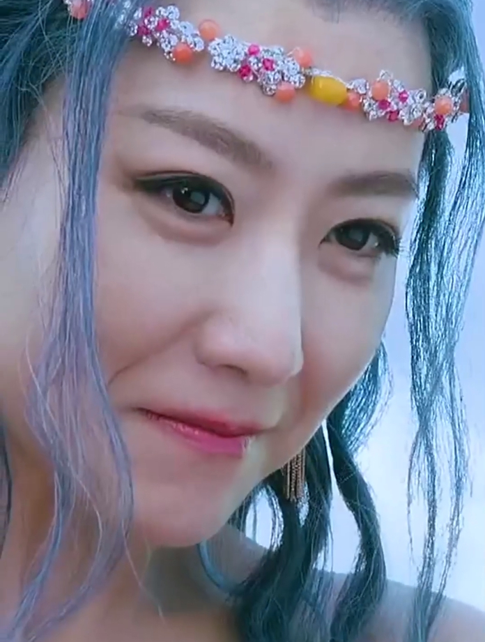 白冰,神话里的她好像一直如此
