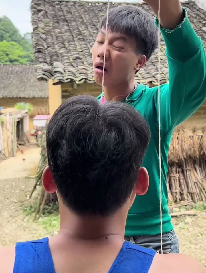 惊天动地中分哥 记录农村美好生活 搞笑