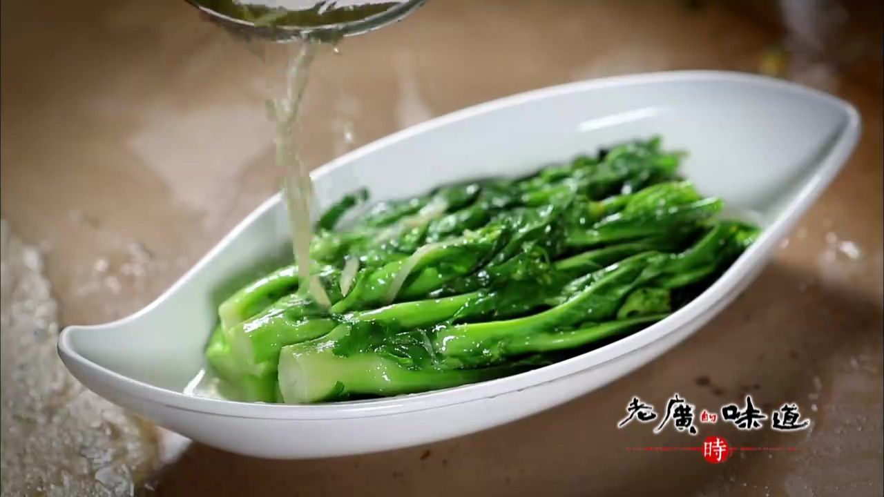 老广的味道:白灼菜心原汁原味,广东人最喜欢的美食,顿顿离不开
