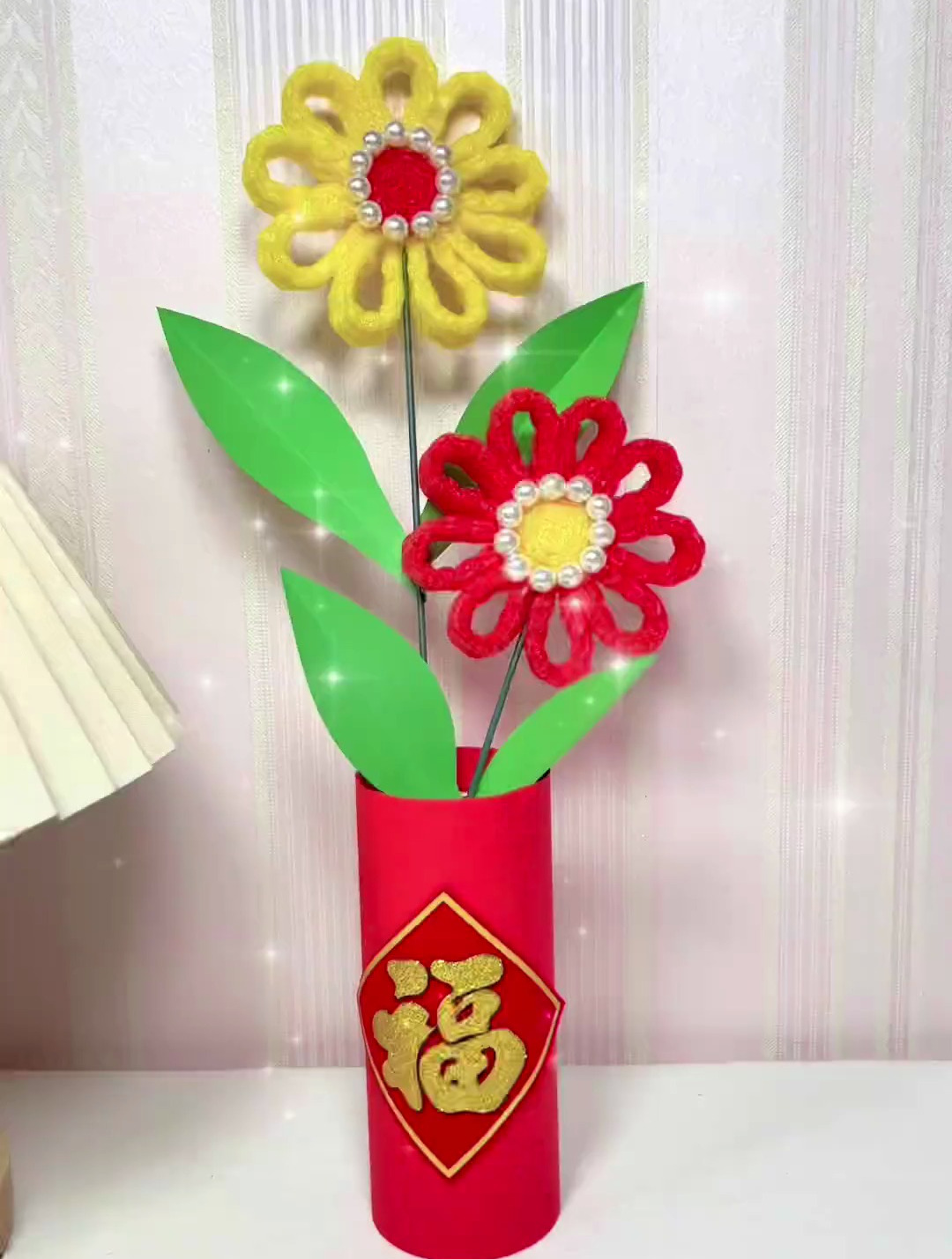 家里的彩色果兜还有吗,一起做个漂亮的花朵摆件,新年亲子手工