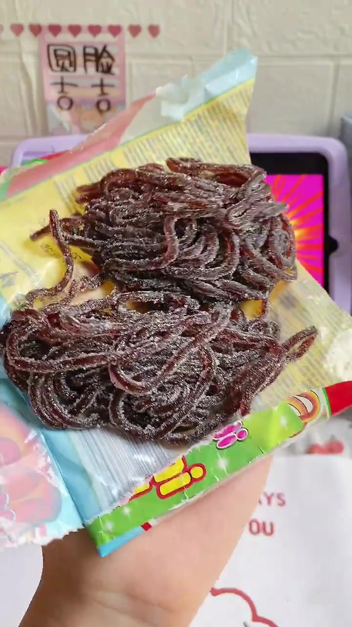 blackpink同款零食!电线糖可乐味yyds!-度小视
