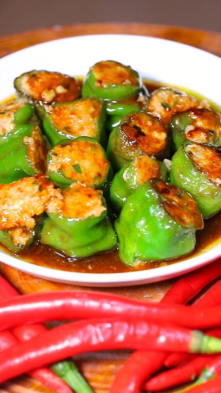 让人流口水的辣椒灌肉