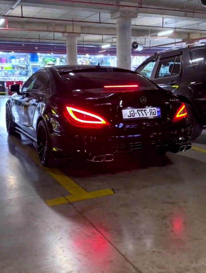 奔驰cls,恶魔之眼,男人的梦想