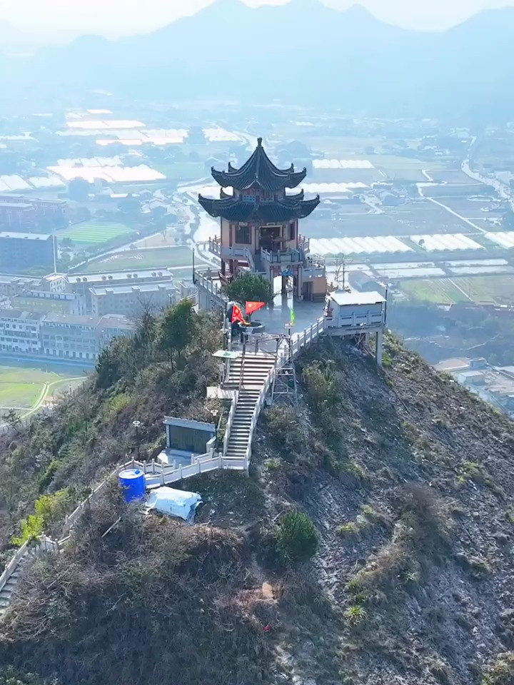 温州龙港,七字山,这处免费爬山好去处,山峰雄伟壮观,风景独好
