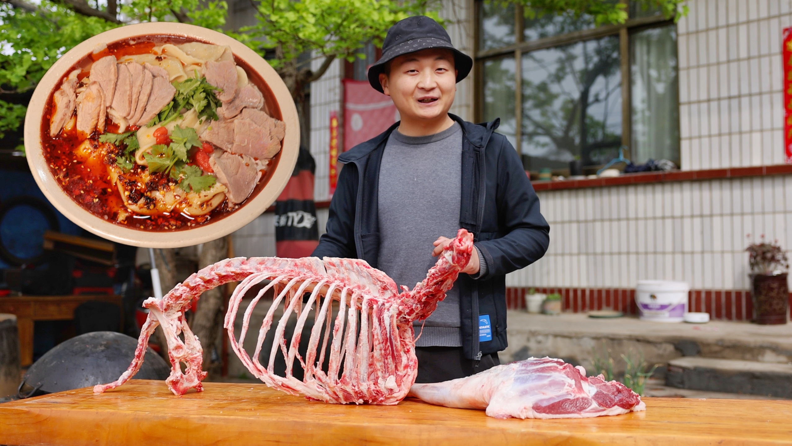 380买套羊骨架10斤羊腿肉，大冬自制烩面，面筋汤浓，直呼太香