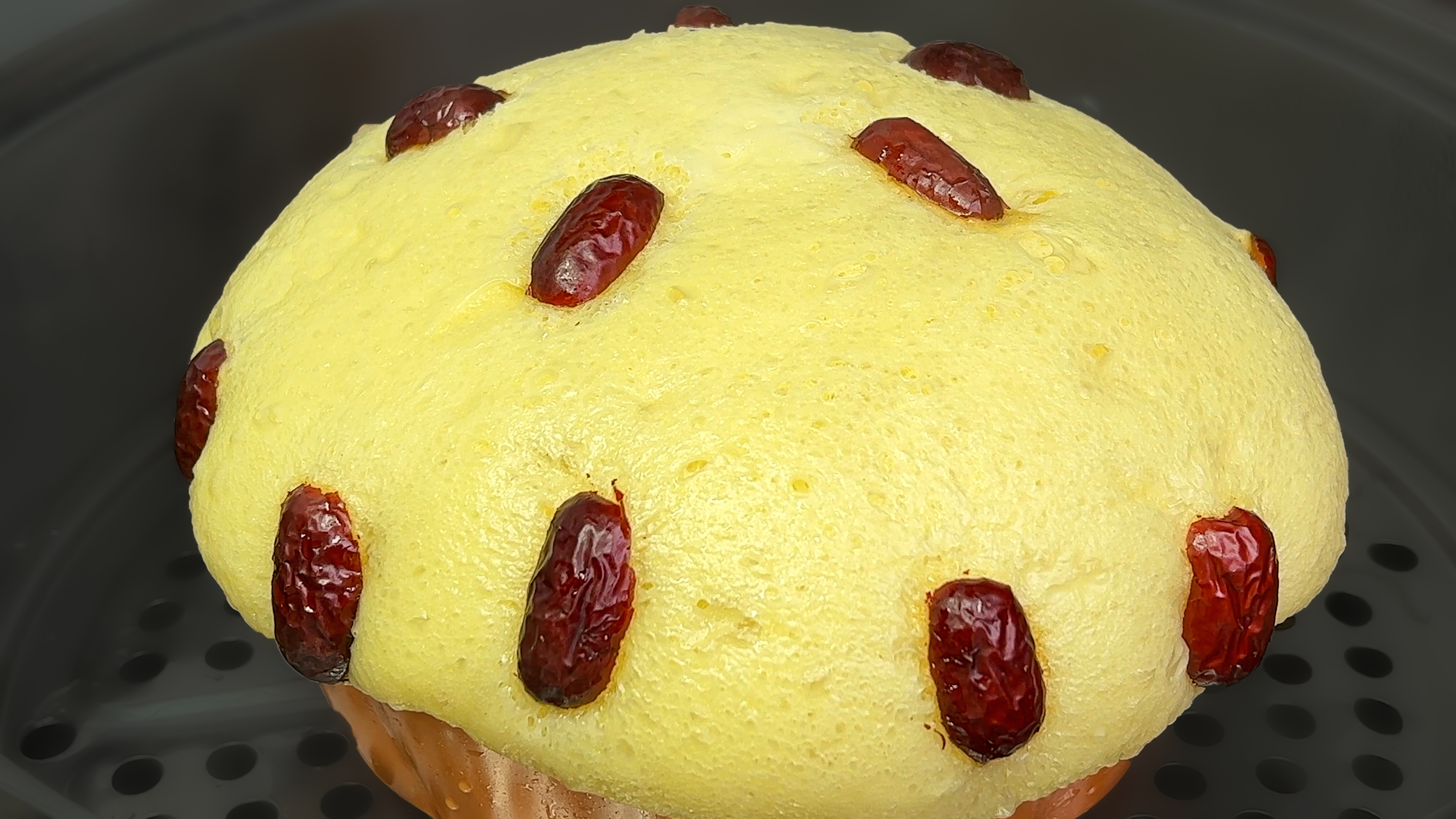 蒸发糕，松软不塌陷，就靠这几招，好吃不粘牙，筷子一搅真简单