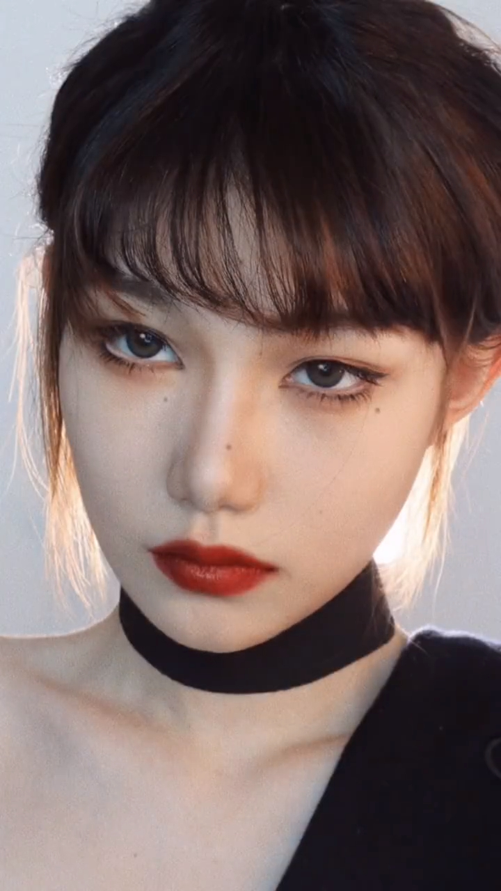 轻松小松菜奈同款厌世病娇妆