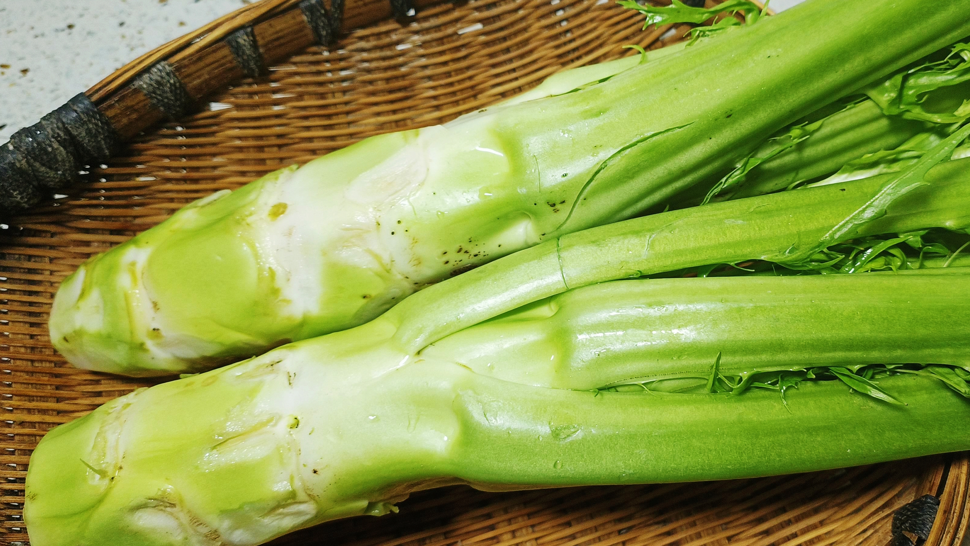 冬季美食棒青菜做法,加上猪肉,清香软嫩,太好吃了