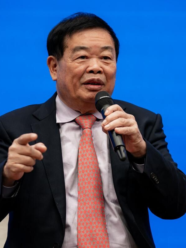 曹德旺:生日尾数是以下数字的人,天生富贵命,晚年大红大紫!-度小视