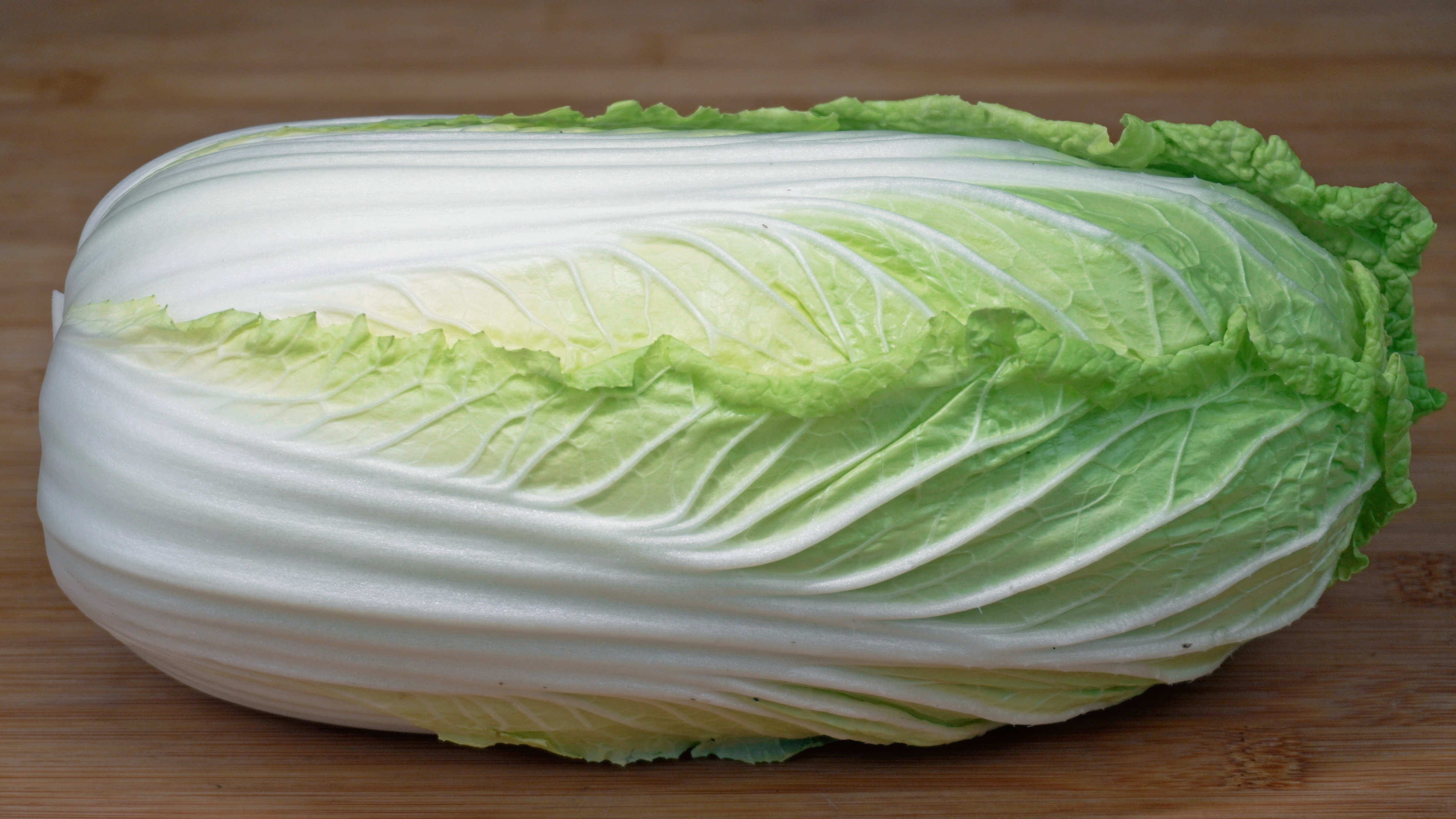 吃了30多年白菜,原来一直都切错了,教你正确切法,鲜嫩又入味