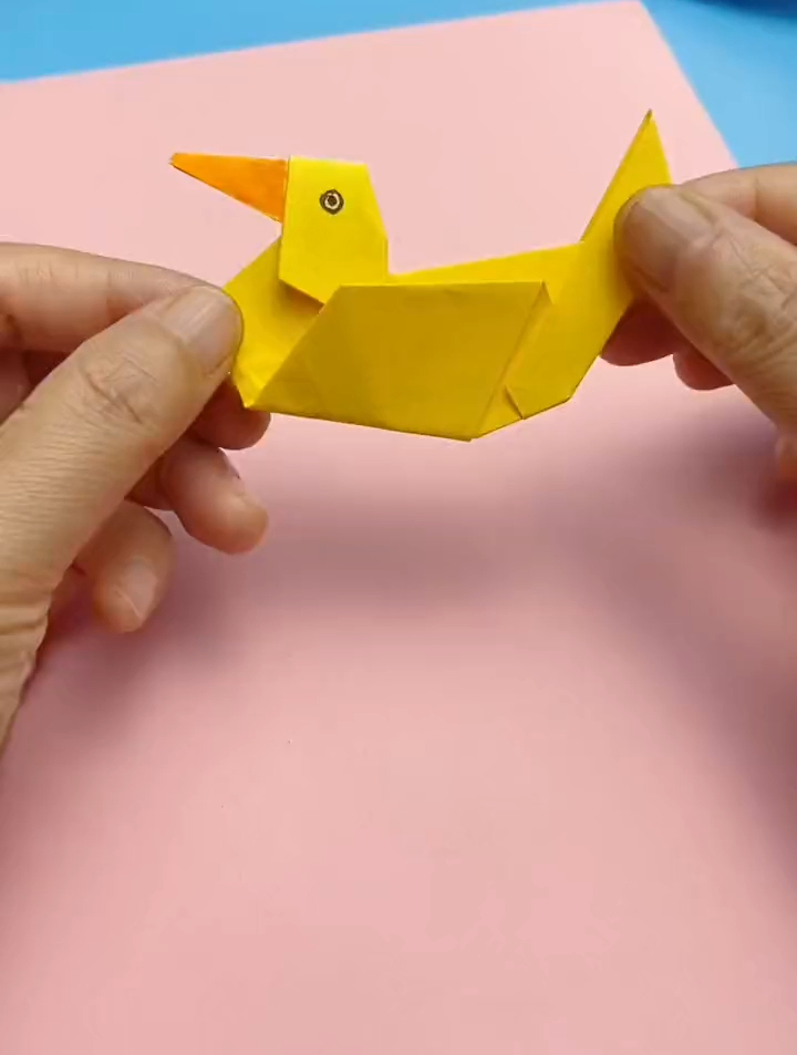 折纸搬运鸭子图片