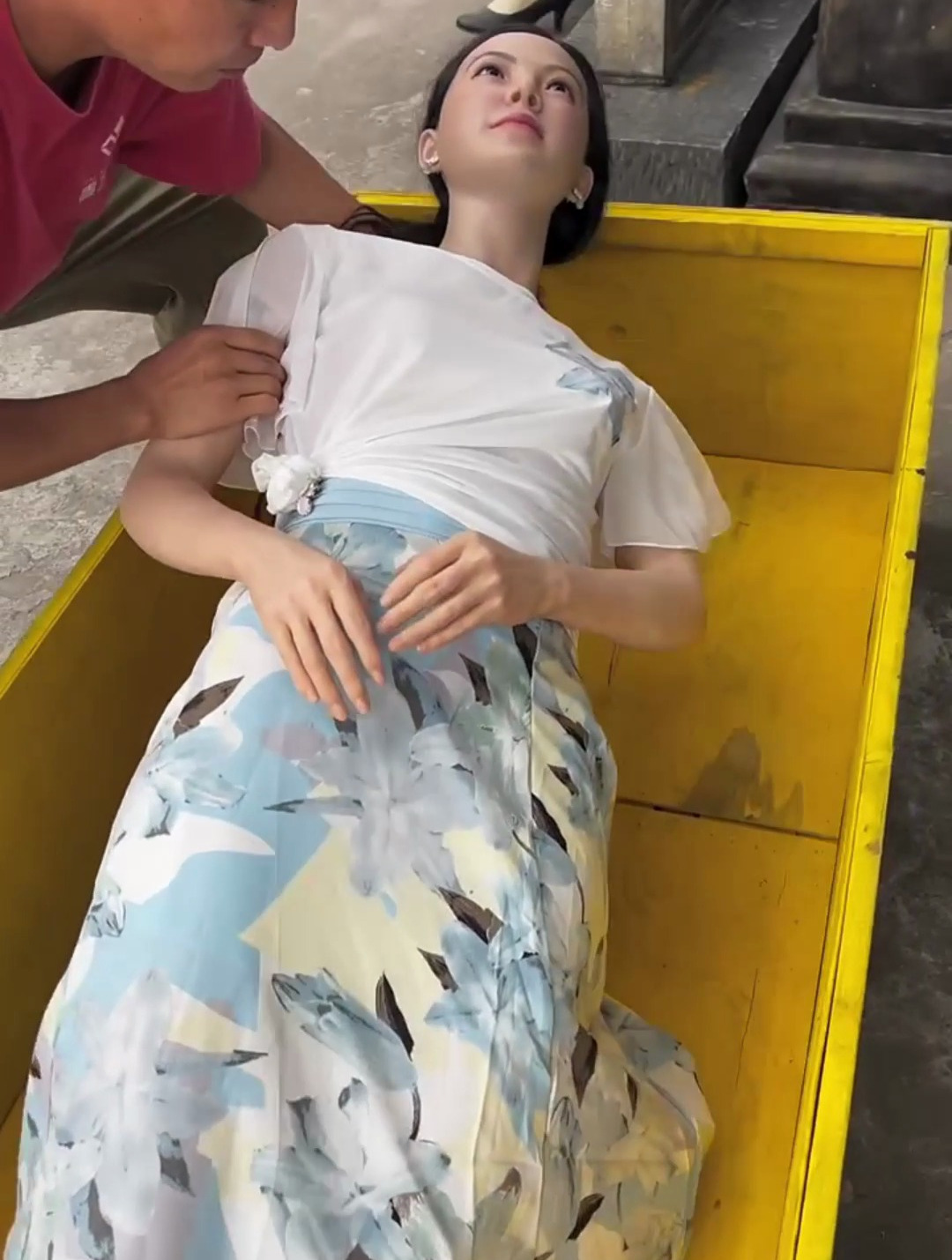 服装店模特美女蜡像