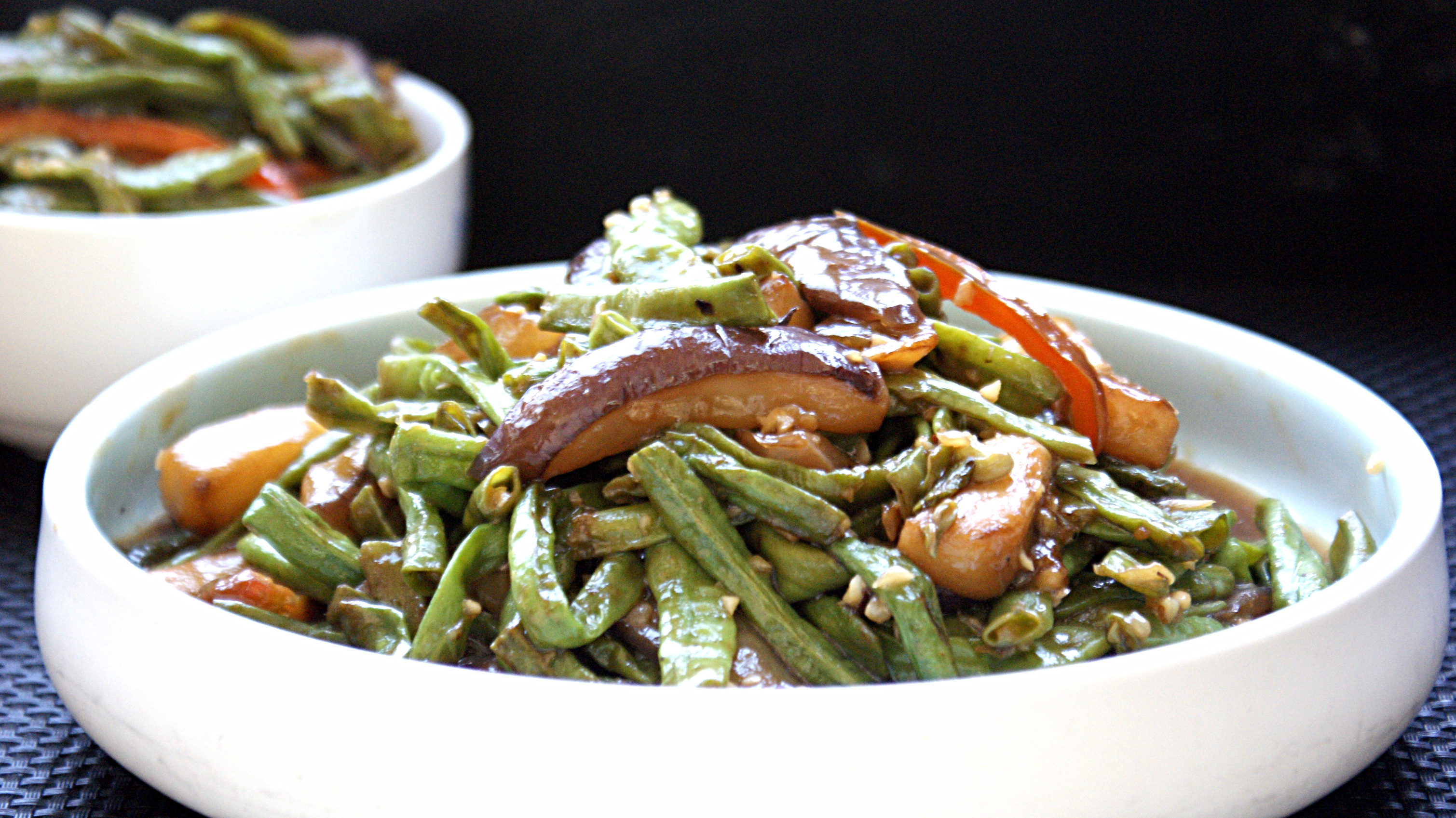 家常豆角烧茄子,不油炸不焯水,简单入味绝对的下饭菜