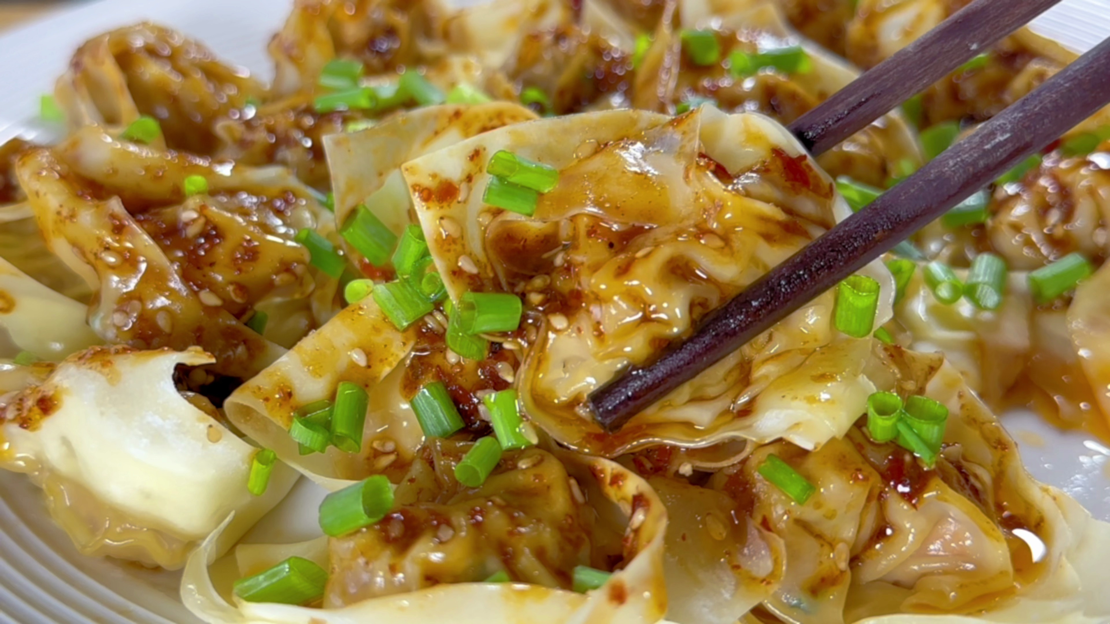 秋天不吃大鱼大肉,也要多吃这馅的馄饨,鲜嫩多汁,孩子们都爱吃
