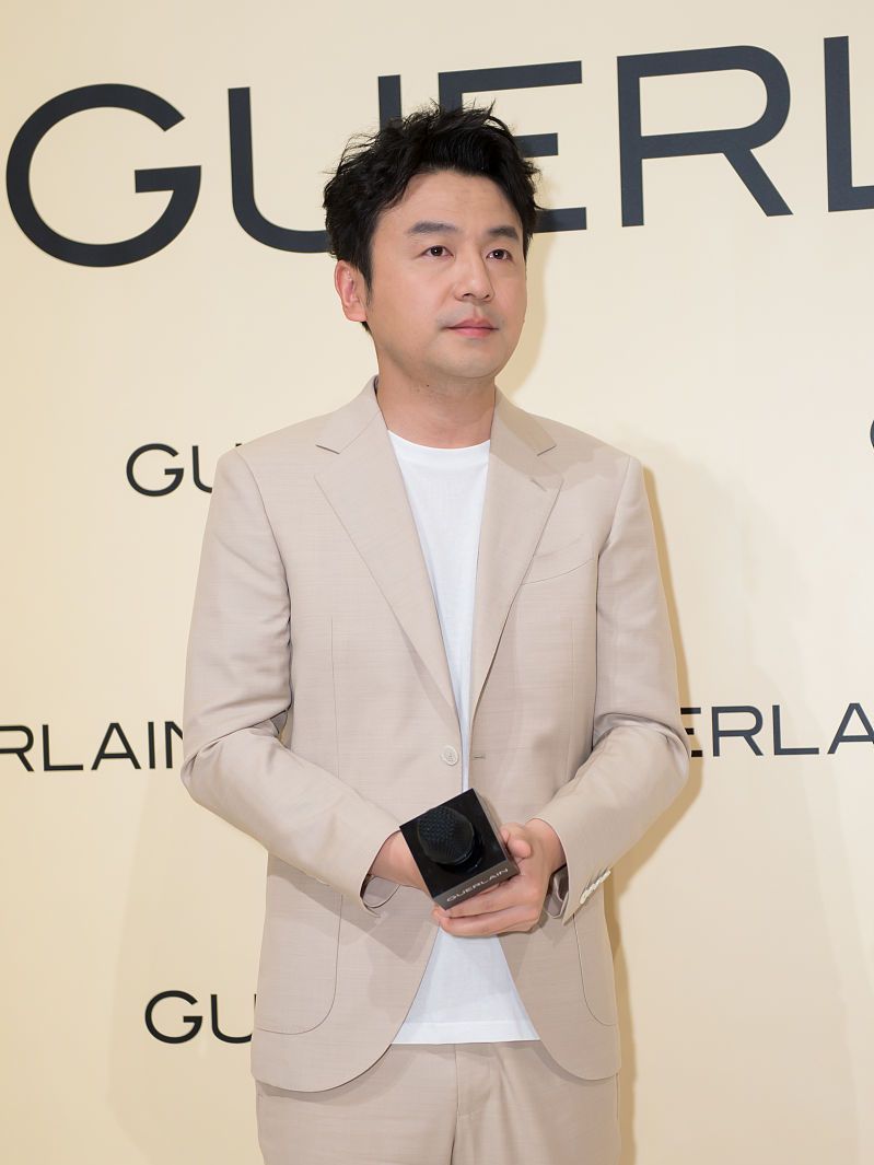 演员雷佳音,演技实力派,幽默感十足!