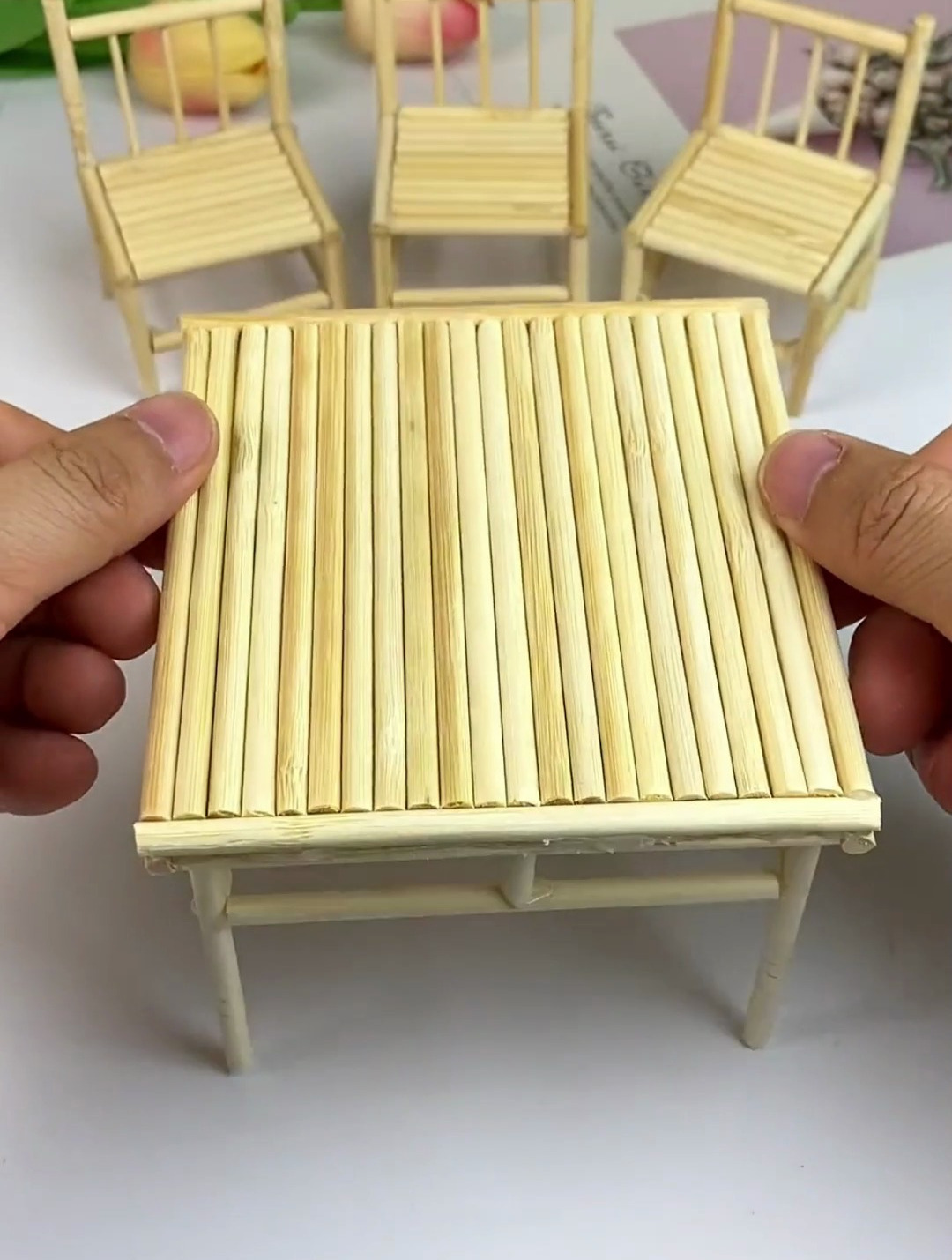 用完的一次性筷子不要丢,一起来做个迷你麻将桌吧!幼儿园手工