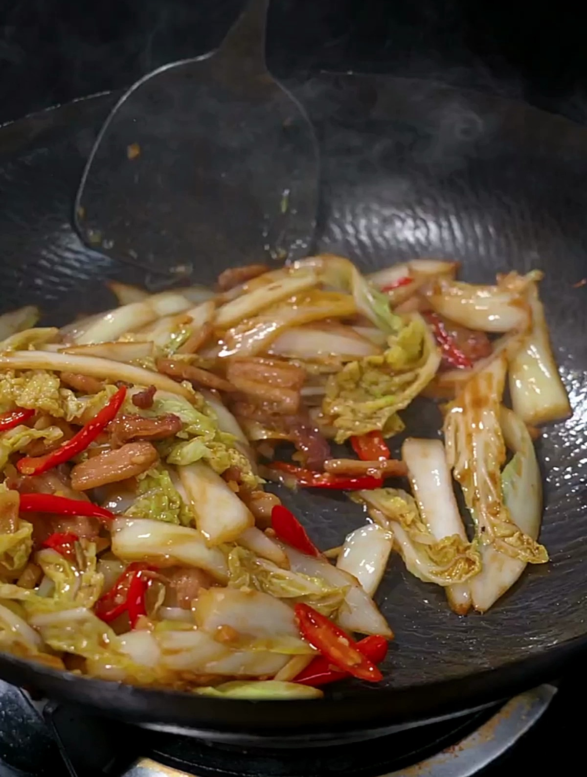 下饭神器,白菜炒肉详细教程,新手小白也能做"大菜"-度小视