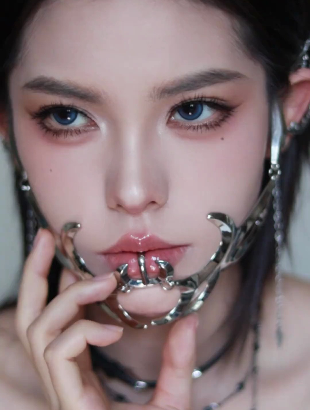 冷感美人鱼妆容教程,清冷丧系拽姐妆,甜酷风妆容