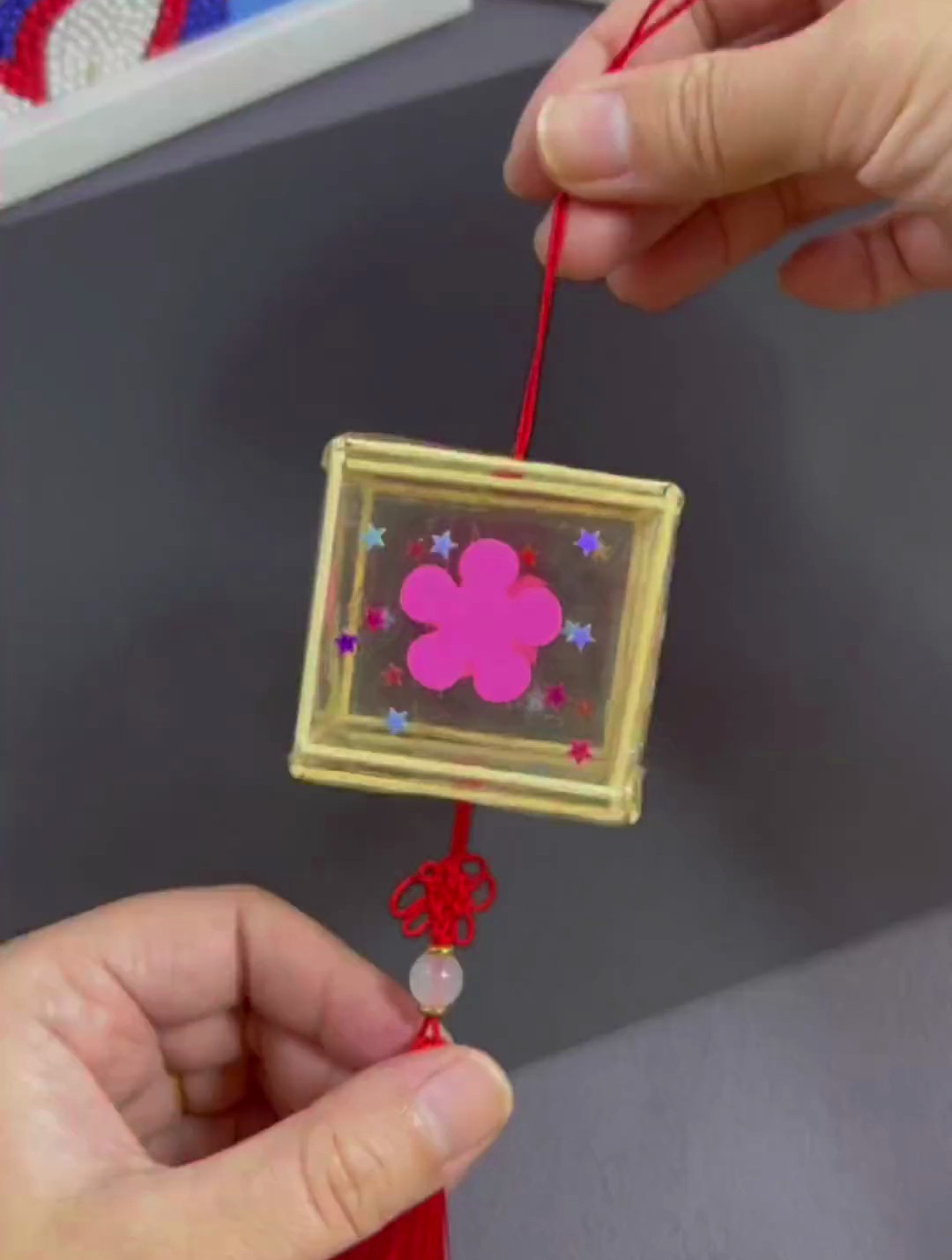 教你不用胶水做漂亮的中秋节灯笼,做法非常简单,手工diy-度小视